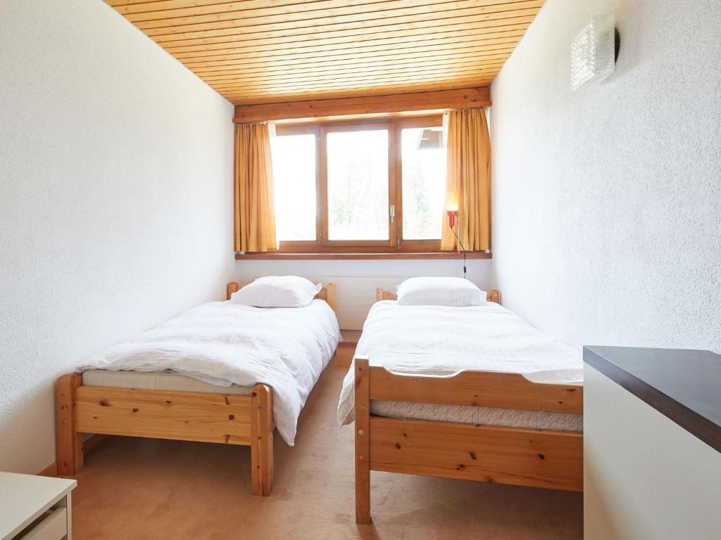 Apartment Dixence 109 by Interhome - 5