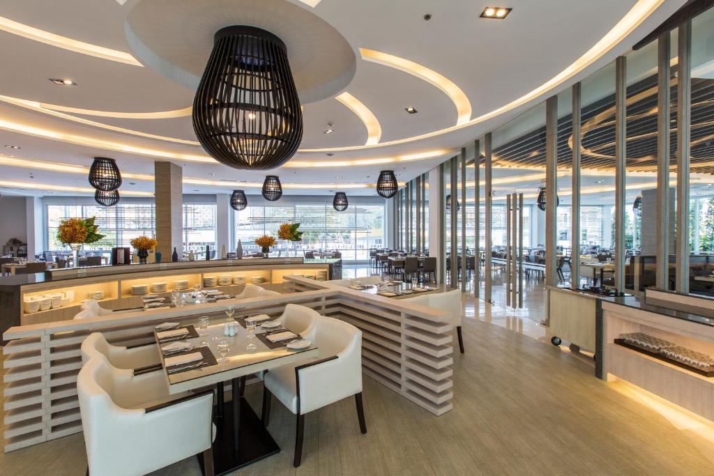 Restaurant, Kantary 304 Hotel Prachinburi in Prachinburi