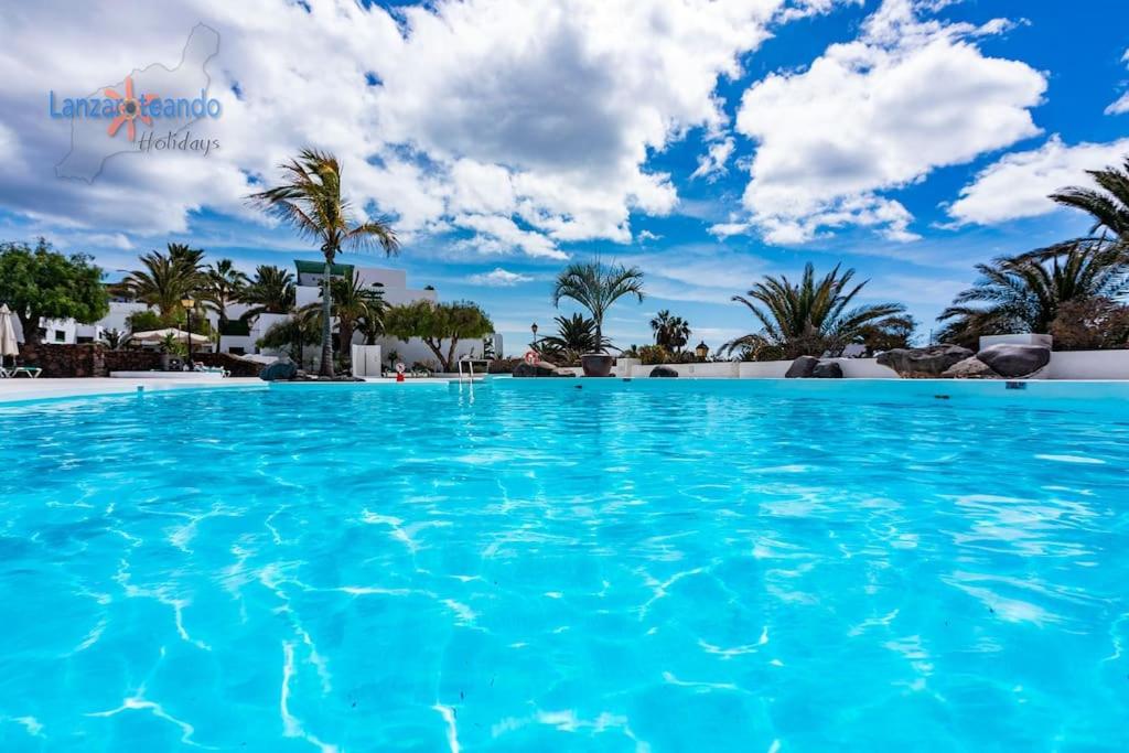 House of the Horizon Playa Las Cucharas VV penthouse with sea & pool view AIRCON - 2