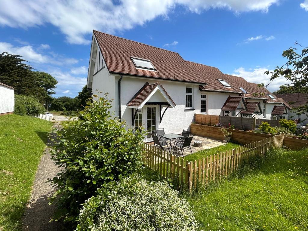 2 Bed in Aberporth 1ml SW 79160, Aberporth