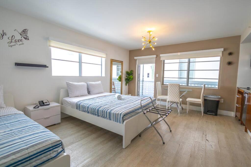 Beautiful Studio on Ocean Dr A207, Miami Beach