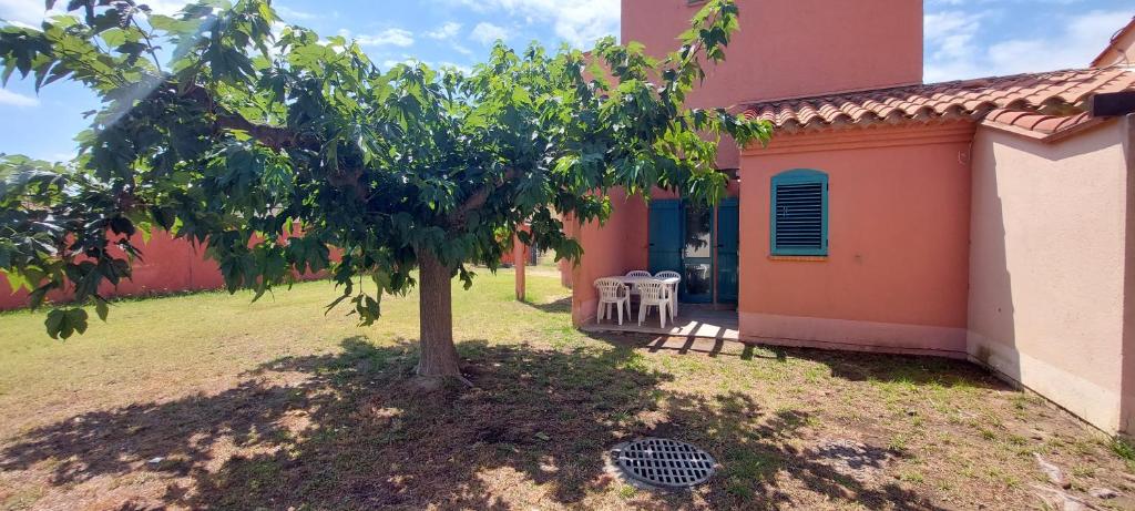 Maisonnette Bleu Piscine - 2