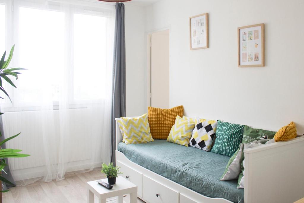 Bright and comfortable ideal for 6 people, Saint-Denis