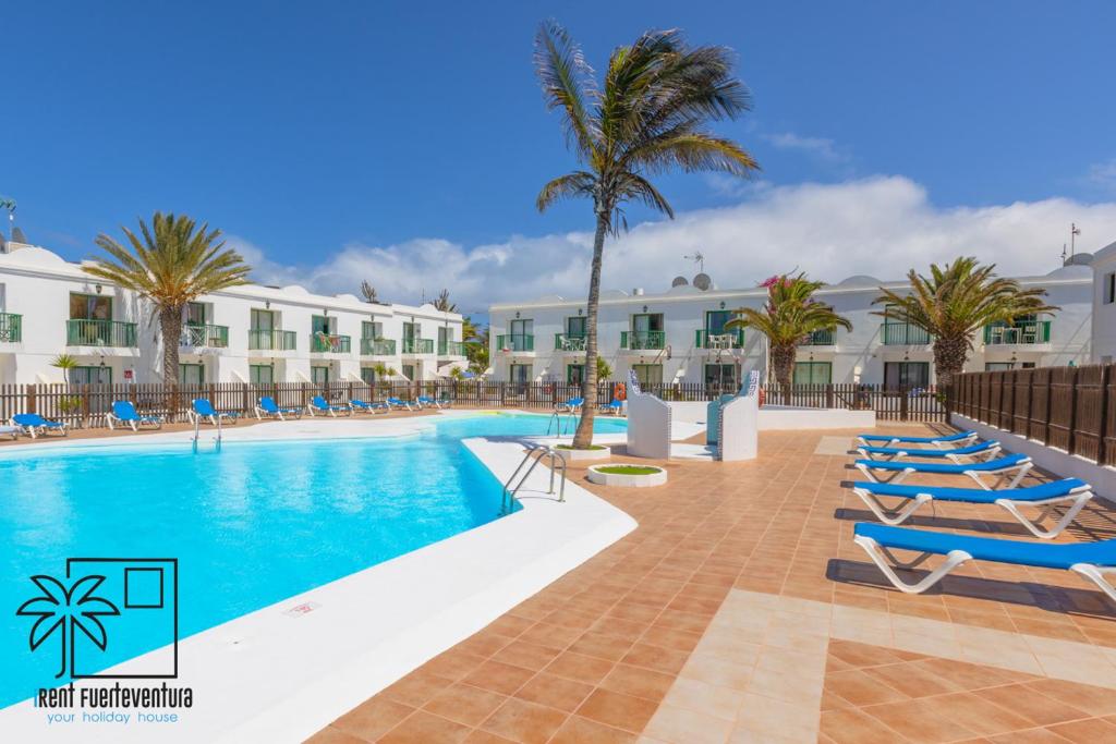 Tiffany Pool View & WiFi by iRent Fuerteventura, Corralejo