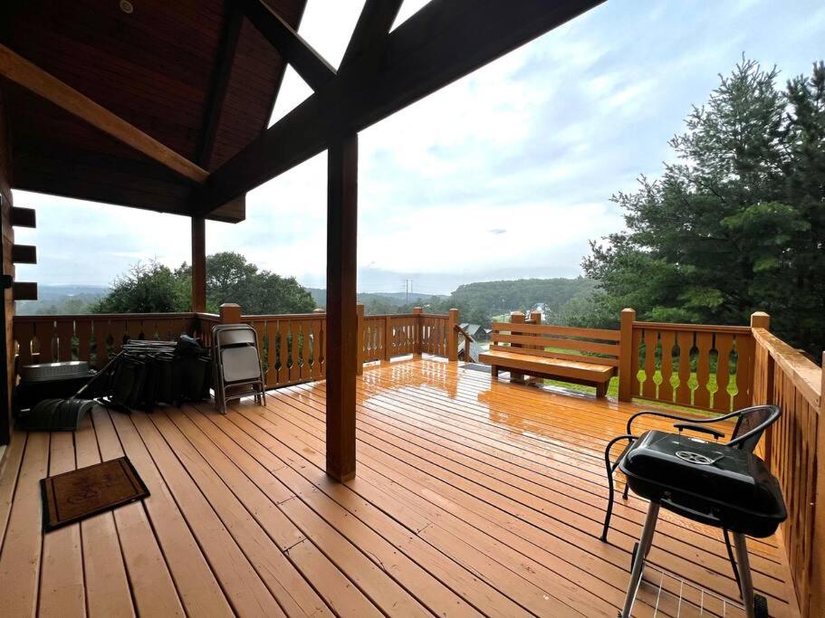 Cabin with a view in Warrens, Warrens