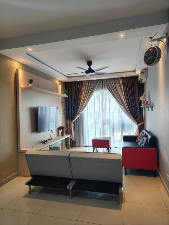 Univ 360 Seri Kembangan - Cozy Homestay Free Wifi - Netflix - Prime Video, Seri Kembangan