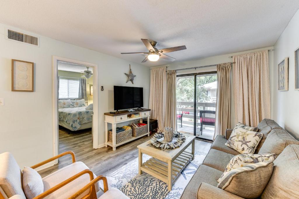 half Mi to Folly Field Beach Condo with 2 Pools, Hilton Head Island
