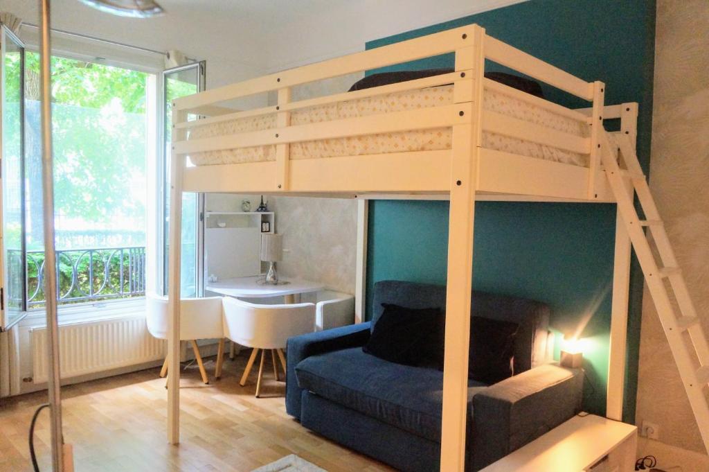 Porte d'Auteuil Paris furnished Appt - 4