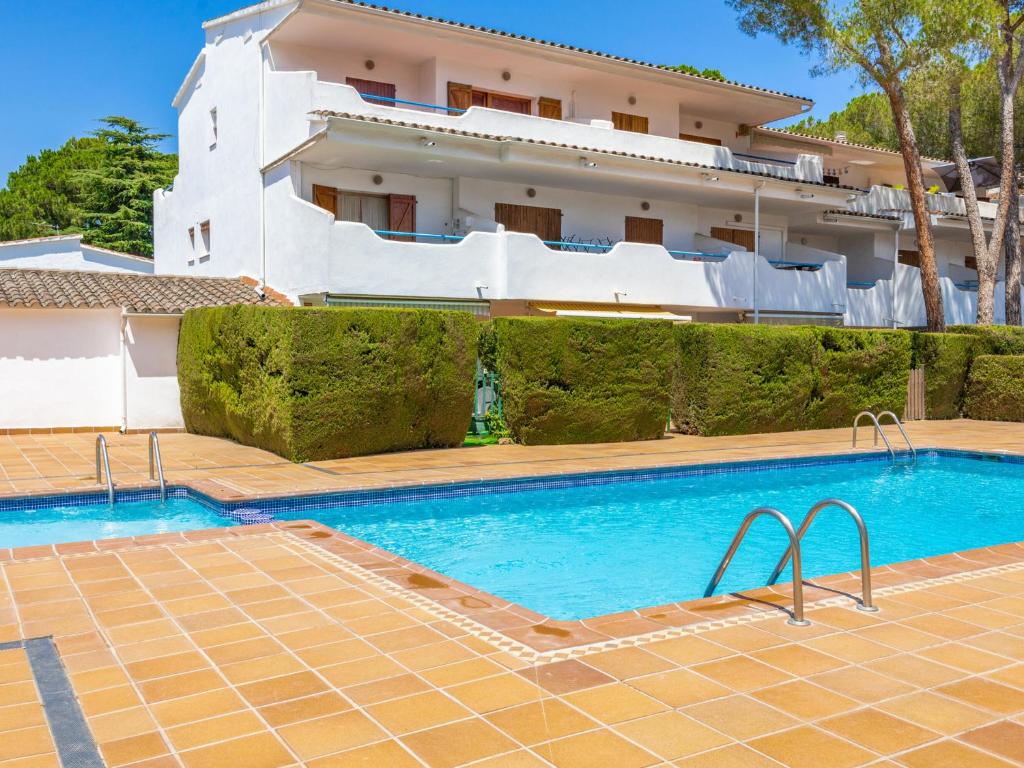 Apartamento Familiar con Climatización y Aparcamiento Cerca de la Playa - ES-325-20 - 2