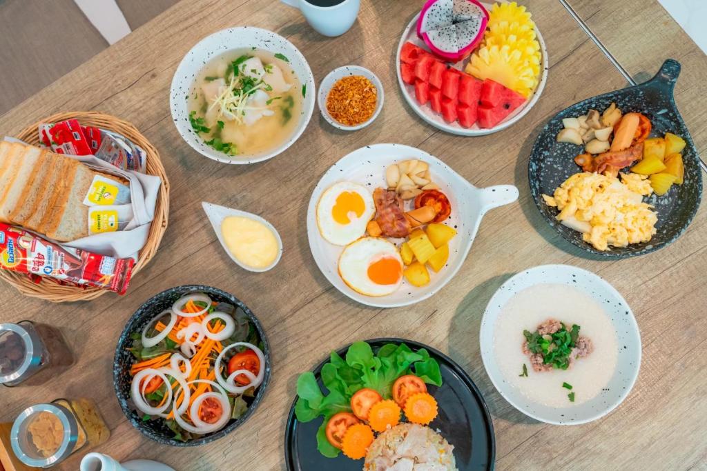 طعام و مشروبات