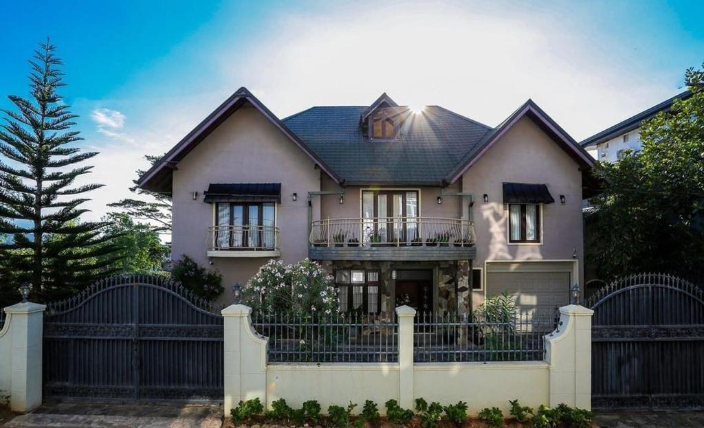 The Manor Hanthana, Kandy