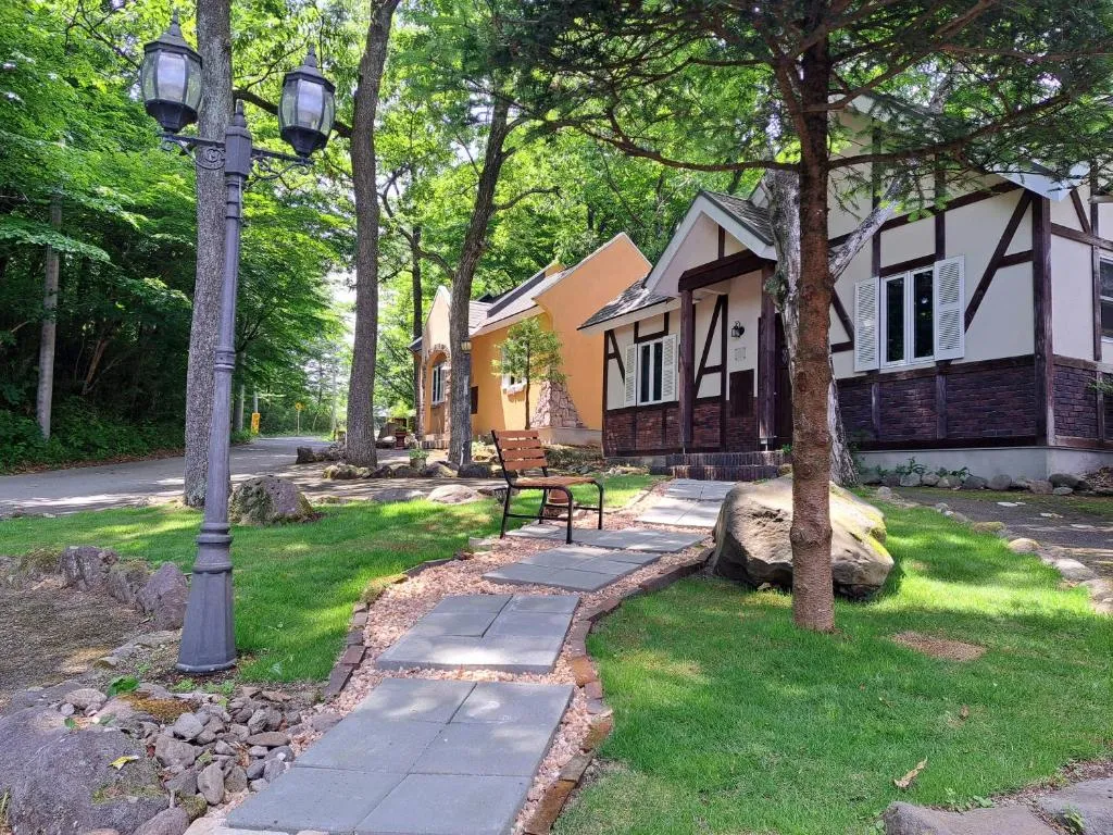 ローズウッドガーデンアンドヴィラ, hotel in Nasu