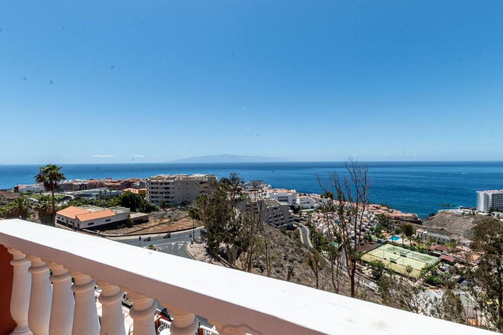 Fantastic View Terrace Apt by Dream Homes Tenerife - 2
