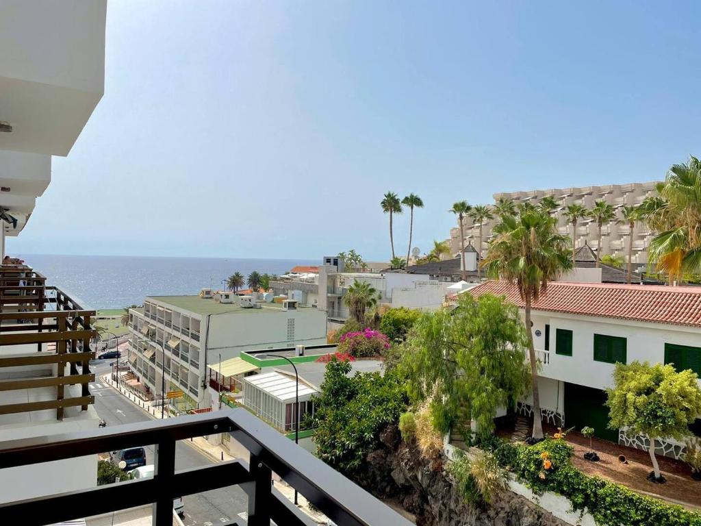 Cozy 2B Apt by the Beach by Dream Homes Tenerife - 5
