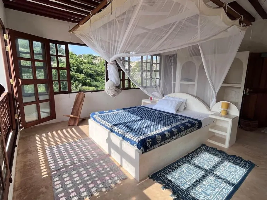 Mbibo House in the Shela Dunes, hotel in Shela