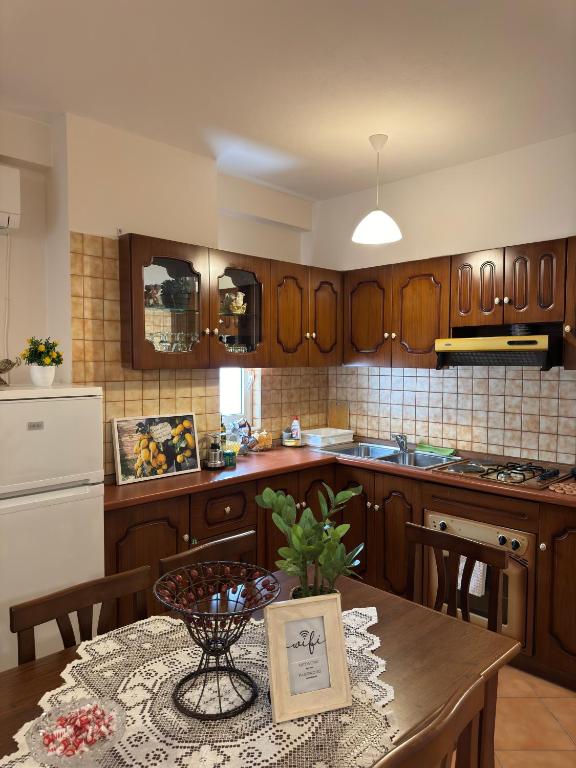 ANA's APARTMENT, Sarandë