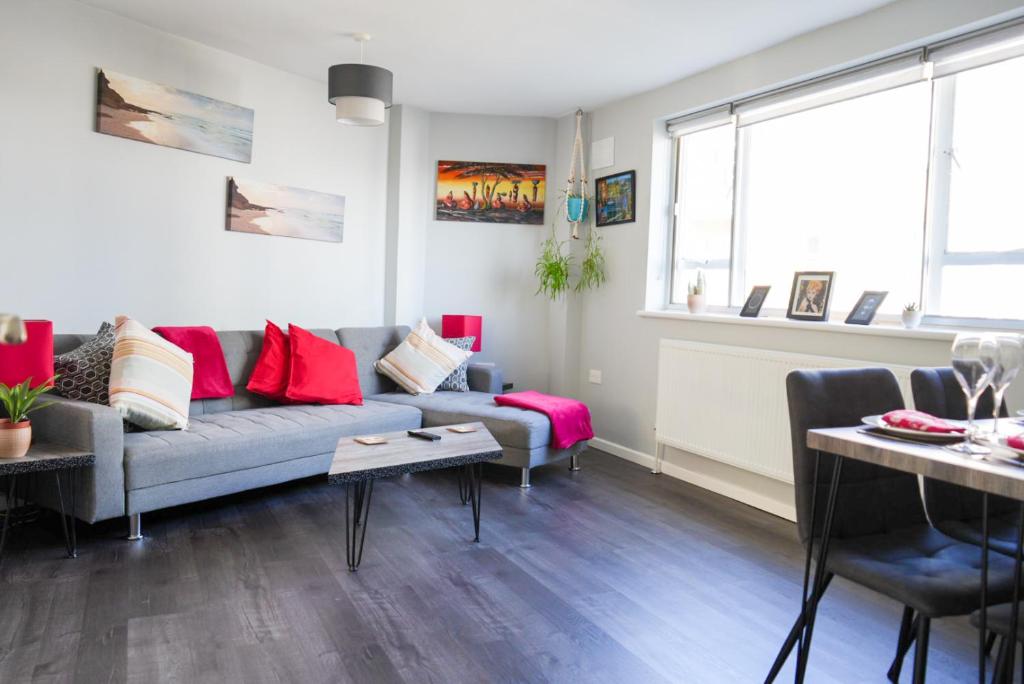 Cosy Flat On Harbour Front- Pass the Keys, Ramsgate