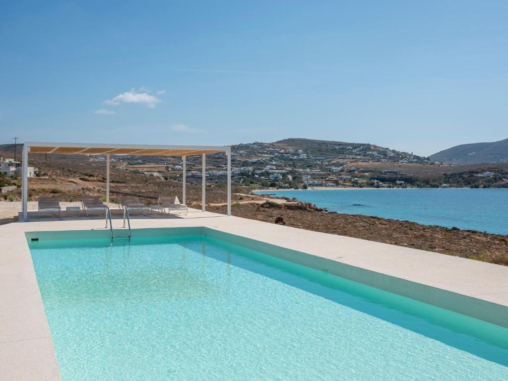 Donum Dei Seaside Suites & Villa, Parikia