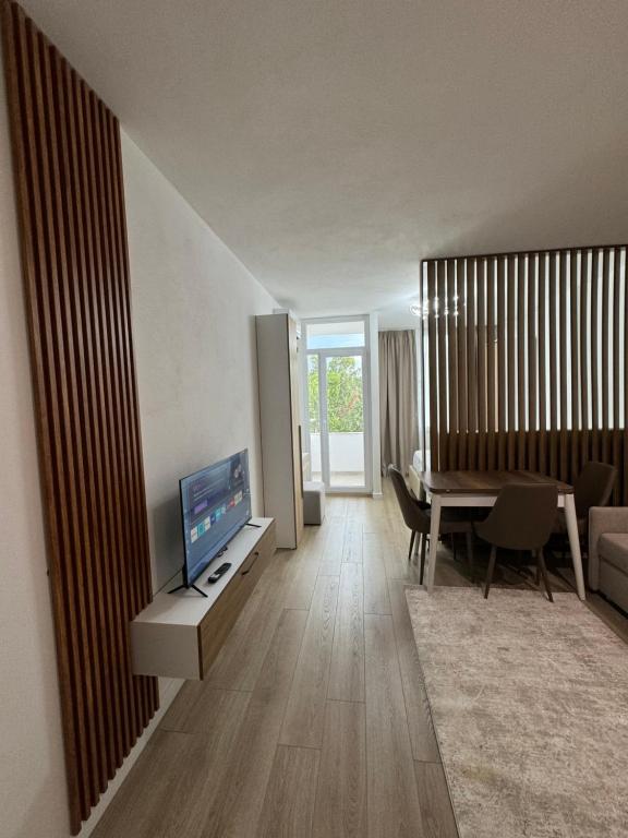 Sunlit Apartments, Durrës