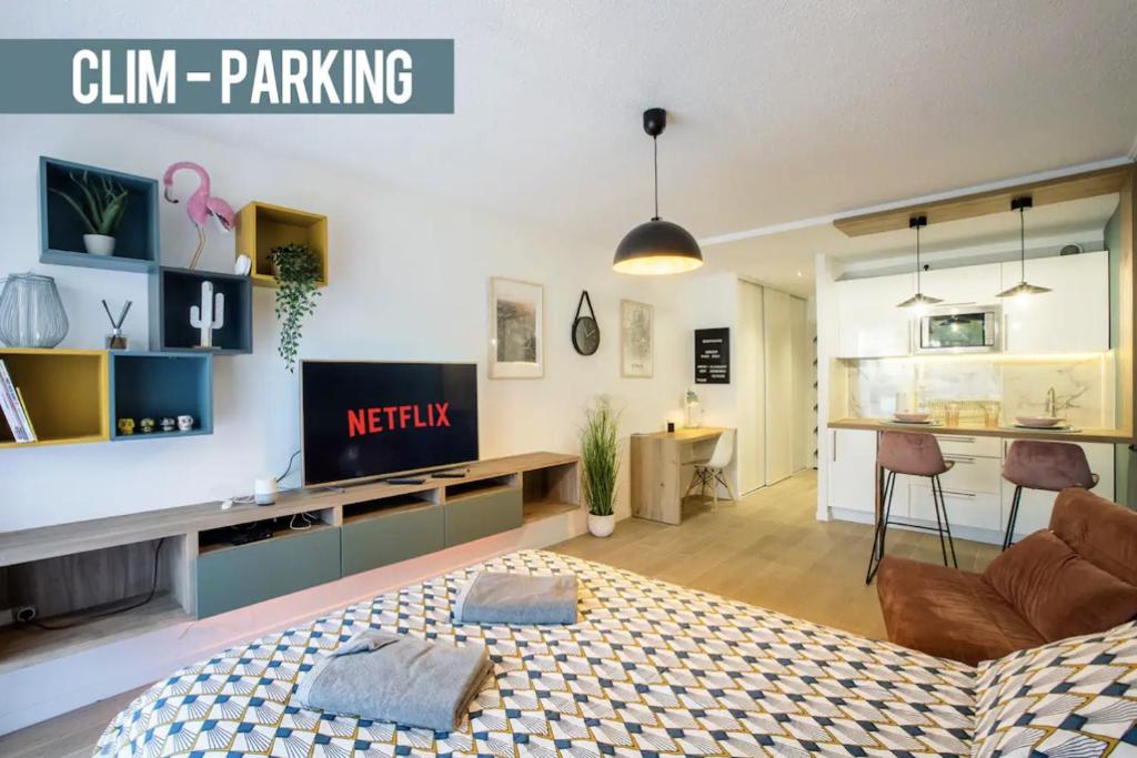 Studio Terrasse & Parking gratuit en residence, Nîmes