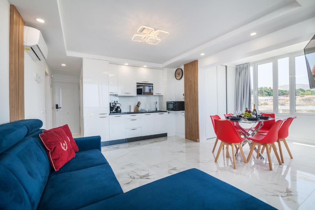 Ponderosa 619, Las Americas, 2 bedroom apartment with large terrace and ocean view, next to Siam Park - 4