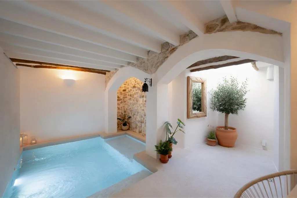 CASA OLIVETA - Boutique Guest House, hotel in Benimantell