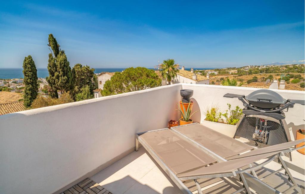 3 Bedroom Beautiful Apartment In Mijas - 3