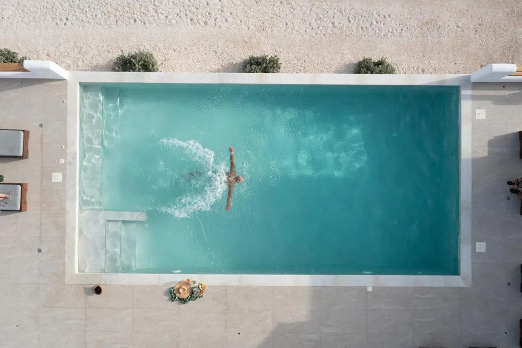 Naxos Earth Suites, hotel in Mikri Vigla