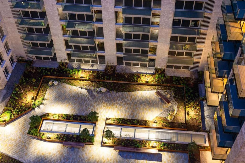 The Oslo One by Dublin At Home, Galloping Green