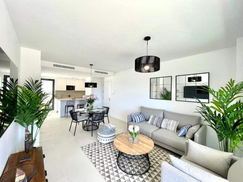 Majestic Apartment by the beach, Fuengirola - 1