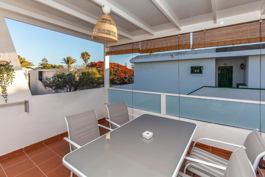 MAYAN, Puerto del Carmen