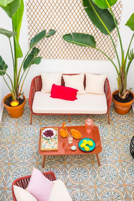 NEW Charming Duplex With Private Patio, Sevilla