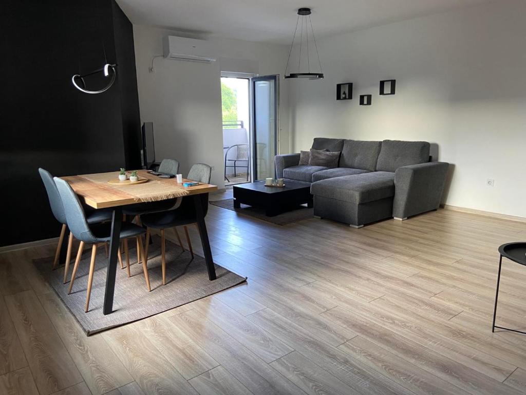 Sarajevo APARTMENT 7 -Free Garage- - 1