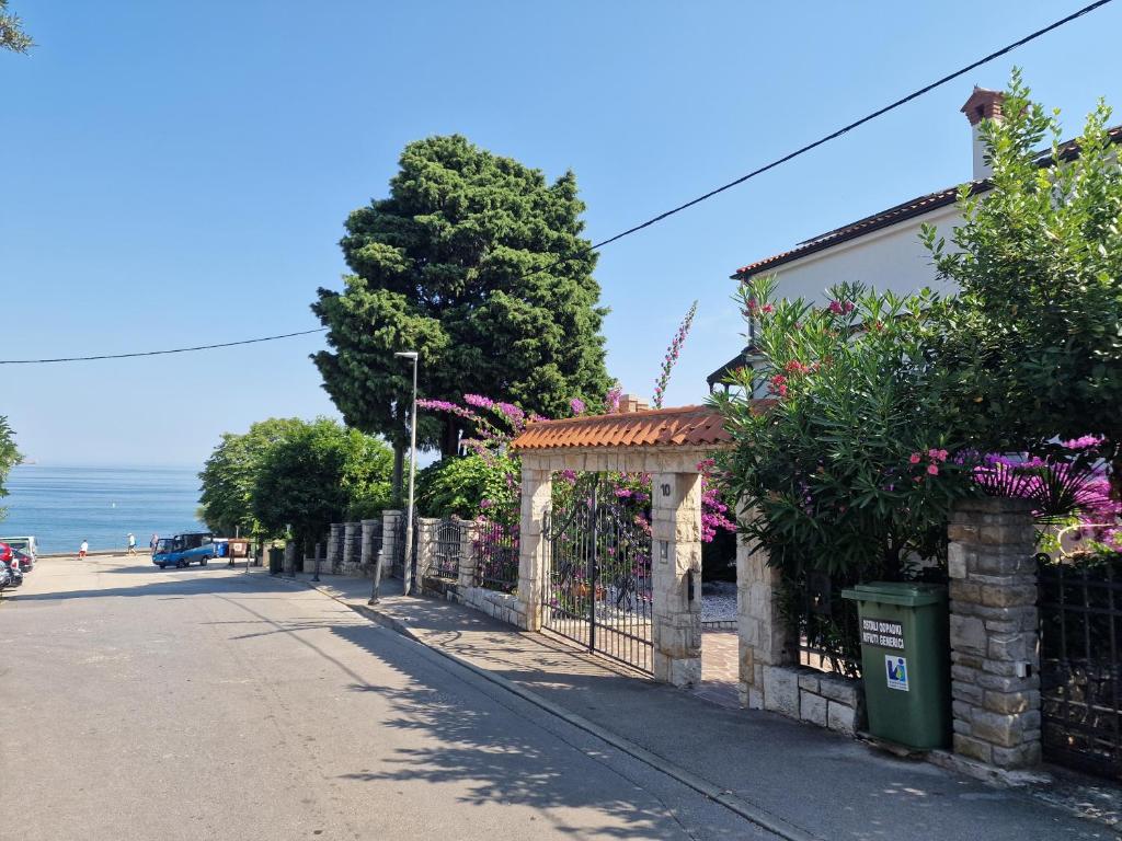 Sea View Terrace Apartment Izola 전경
