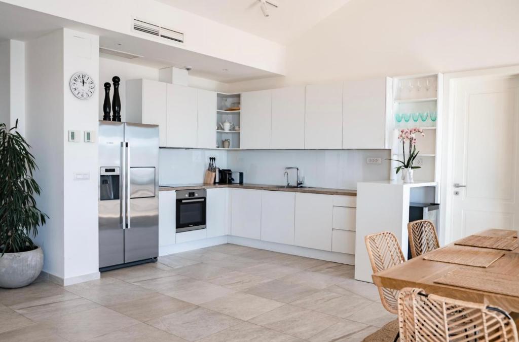 Lustica Bay Waterfront Family Apartment - 4