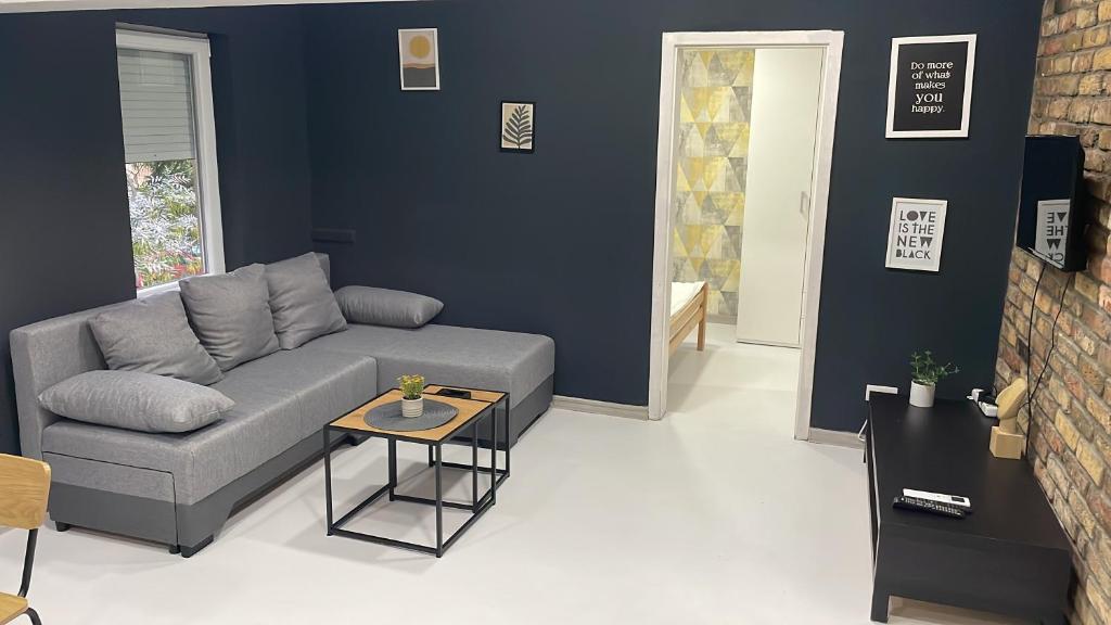 Hedonist-Boulevard Stayhouse - 2