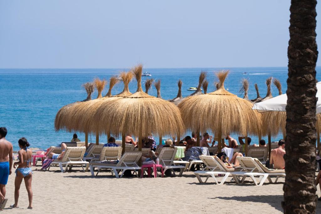 714 Luxury Plaza Suite estudio junto a la playa Marbella - 4