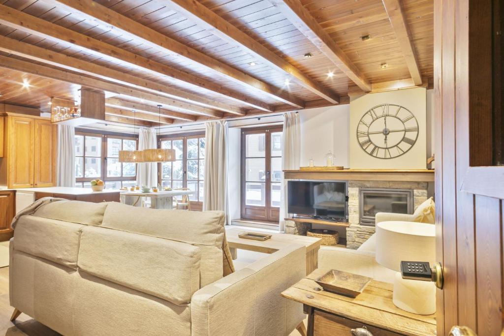 Luderna - Apto terraza Val de Ruda A203 de Comicha, Naut Aran