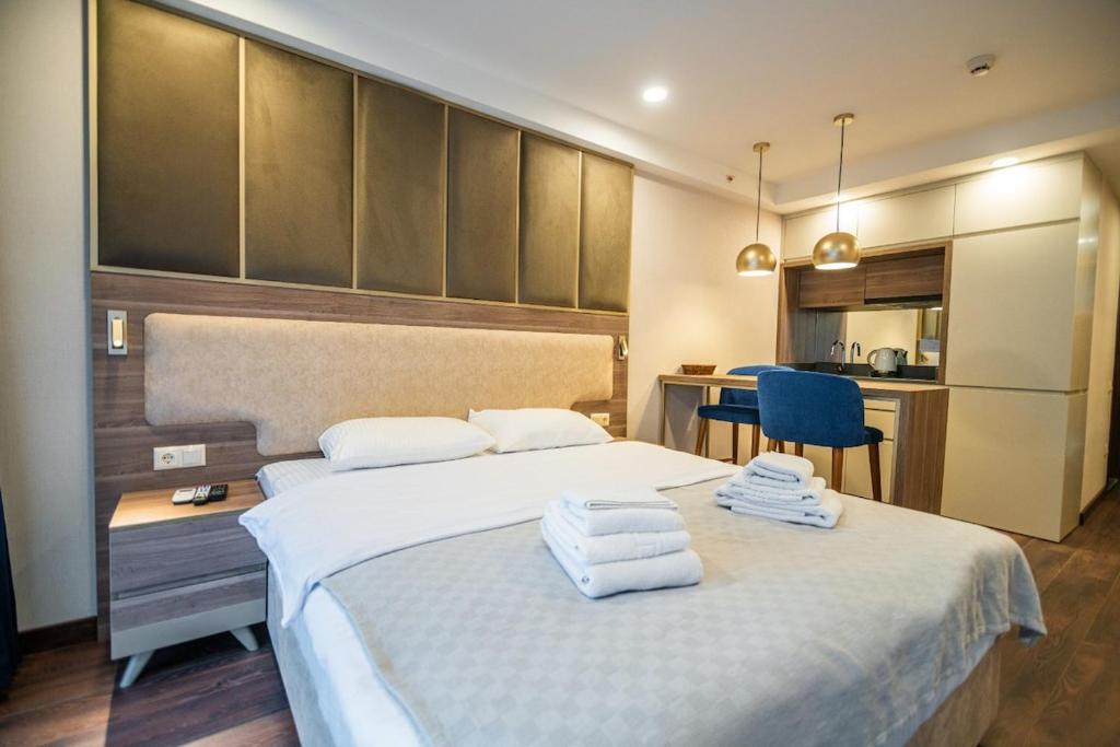 Cozy Studio in Batumi - By Wehost, Batumi