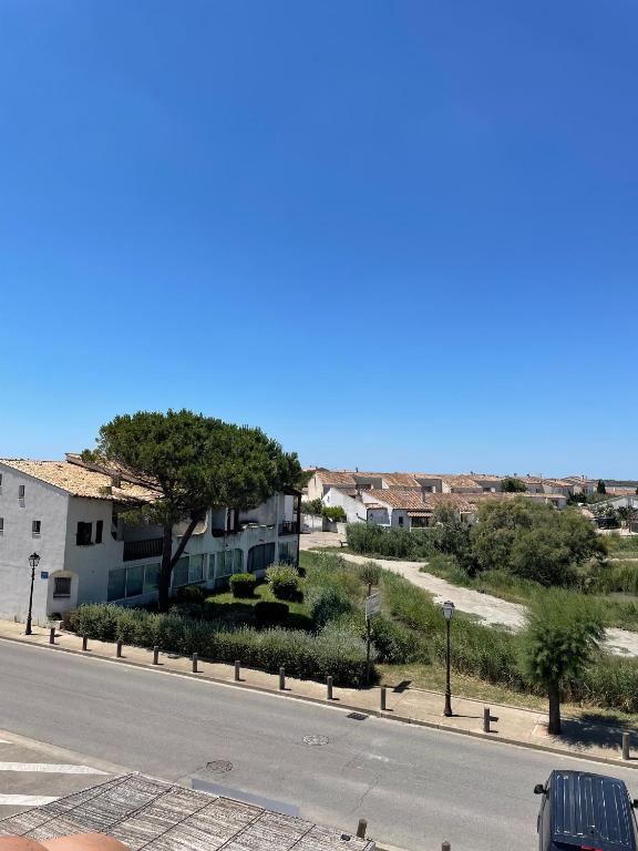 Appartement traversant Les Saintes vue sur Etangs camargue - 3