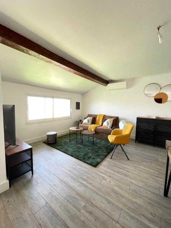 Appartement traversant Les Saintes vue sur Etangs camargue - 4