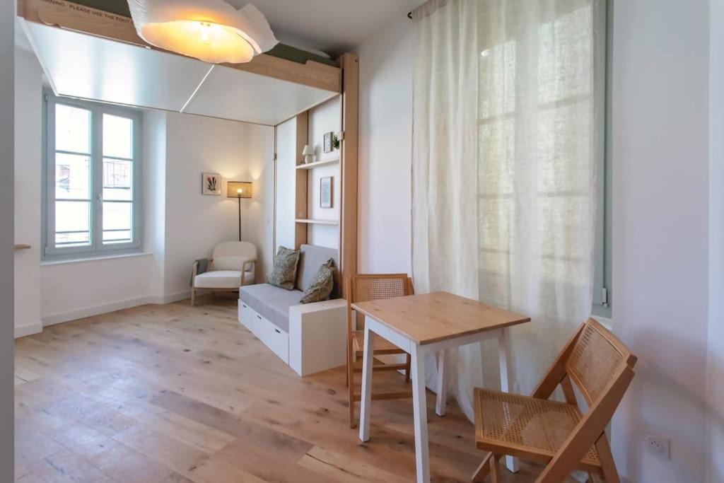 #14 Staywizus - Central balcony 5mins Old town & Sea AC WIFI - 2