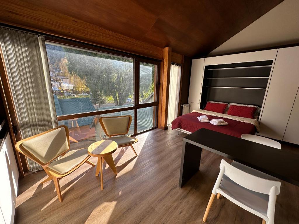 Monoambiente de diseño único, muy cálido y bien ubicado. 18V2 - 1