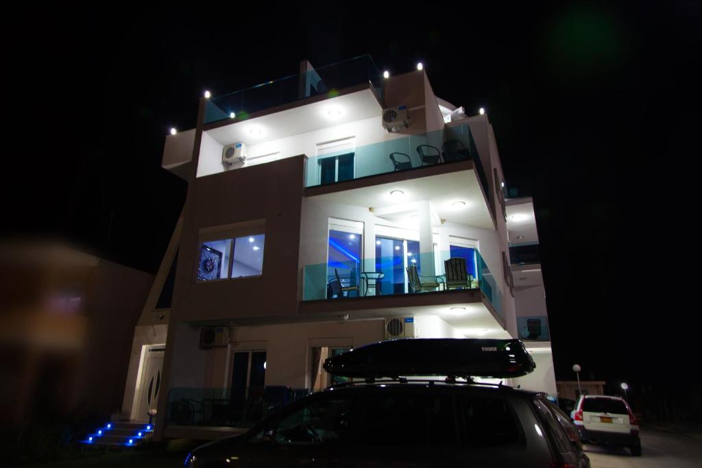A3 Apartments - 1