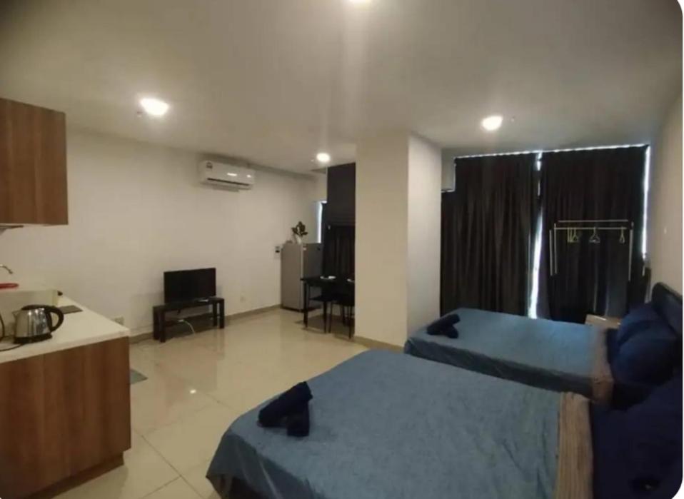 Entire Unit Pacific Tower Wifi-Parking-Pool by ComfyAsia, Petaling Jaya