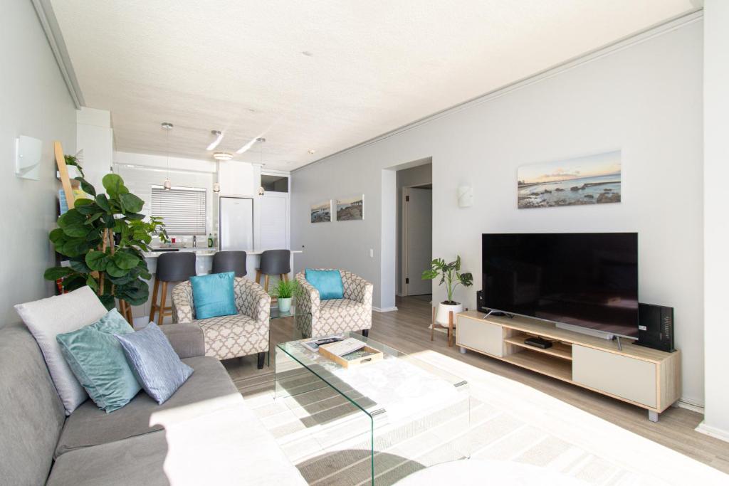 123 AT THE SEA BROOKES HILL, Summerstrand