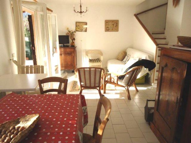 VILLA 2 CHAMBRES dans RESIDENCE avec PISCINE - 3