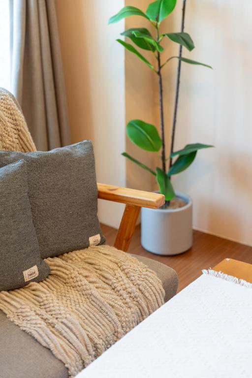 Moonlit Corner, Tchaj-tung