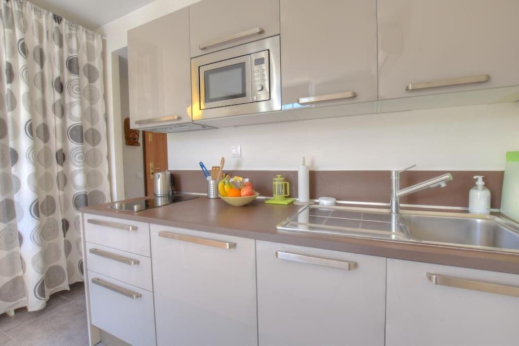5 - Cosy Studio in Old Antibes - 4