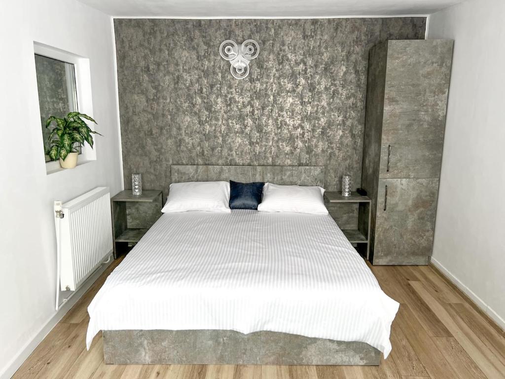 UNIVERSUM Studio, Kluž